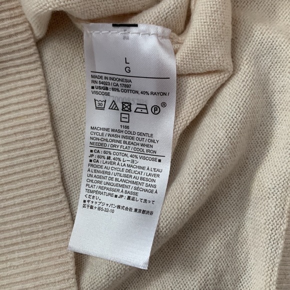 Banana Republic Forever sweater - Picture 8 of 8